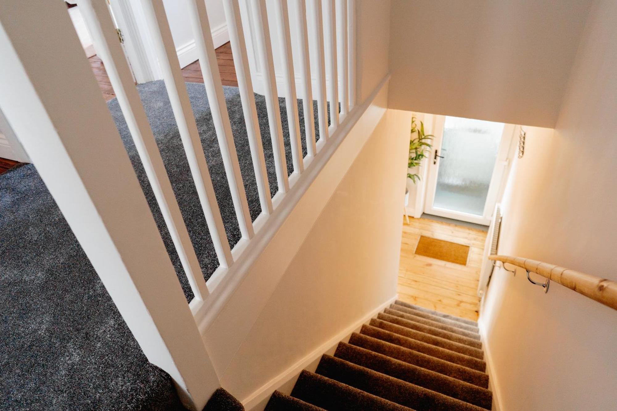 Bowling Terrace By Above Rubies - Stylish, 3 Bedroom, Pet Friendly House In Skipton Exterior photo