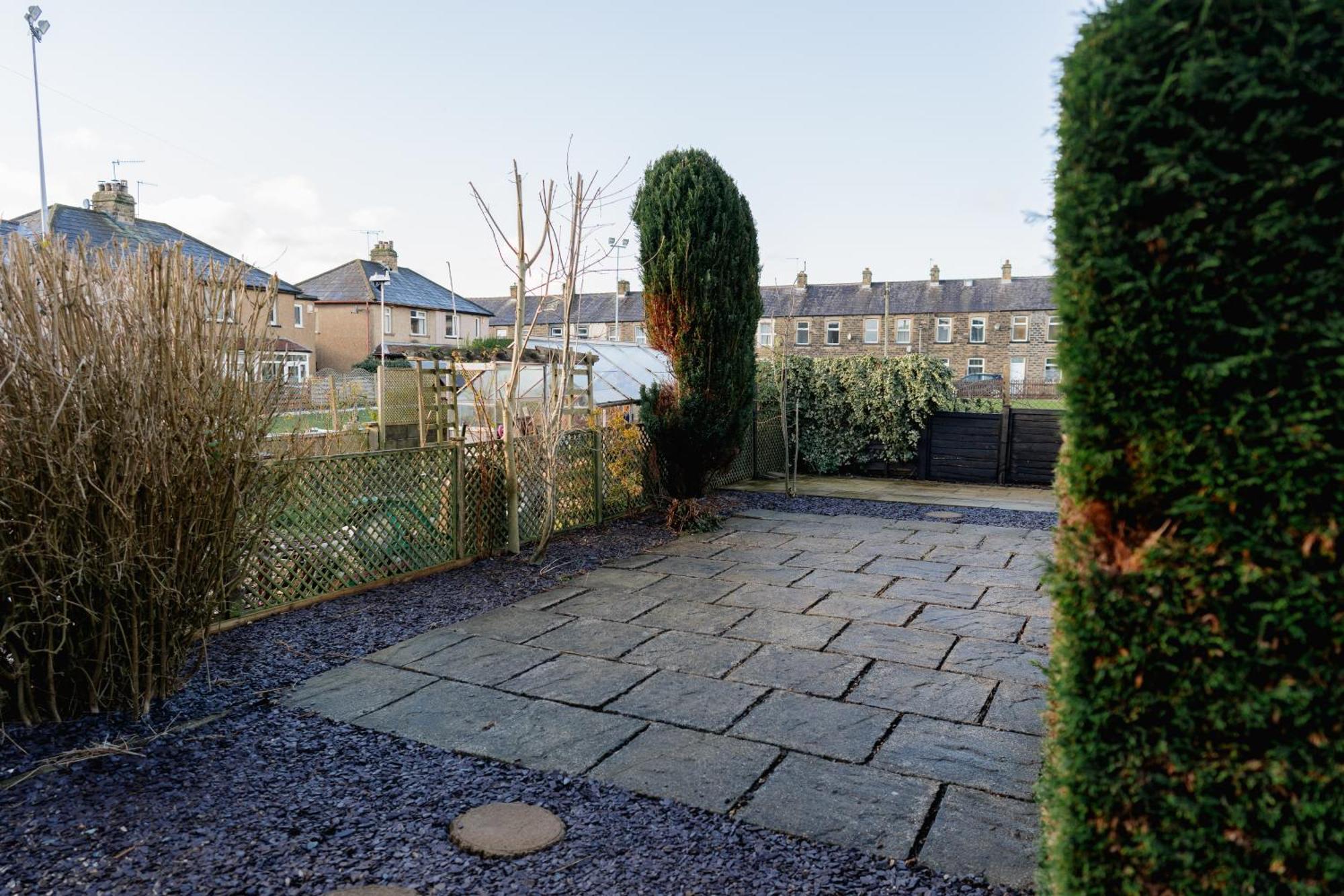 Bowling Terrace By Above Rubies - Stylish, 3 Bedroom, Pet Friendly House In Skipton Exterior photo