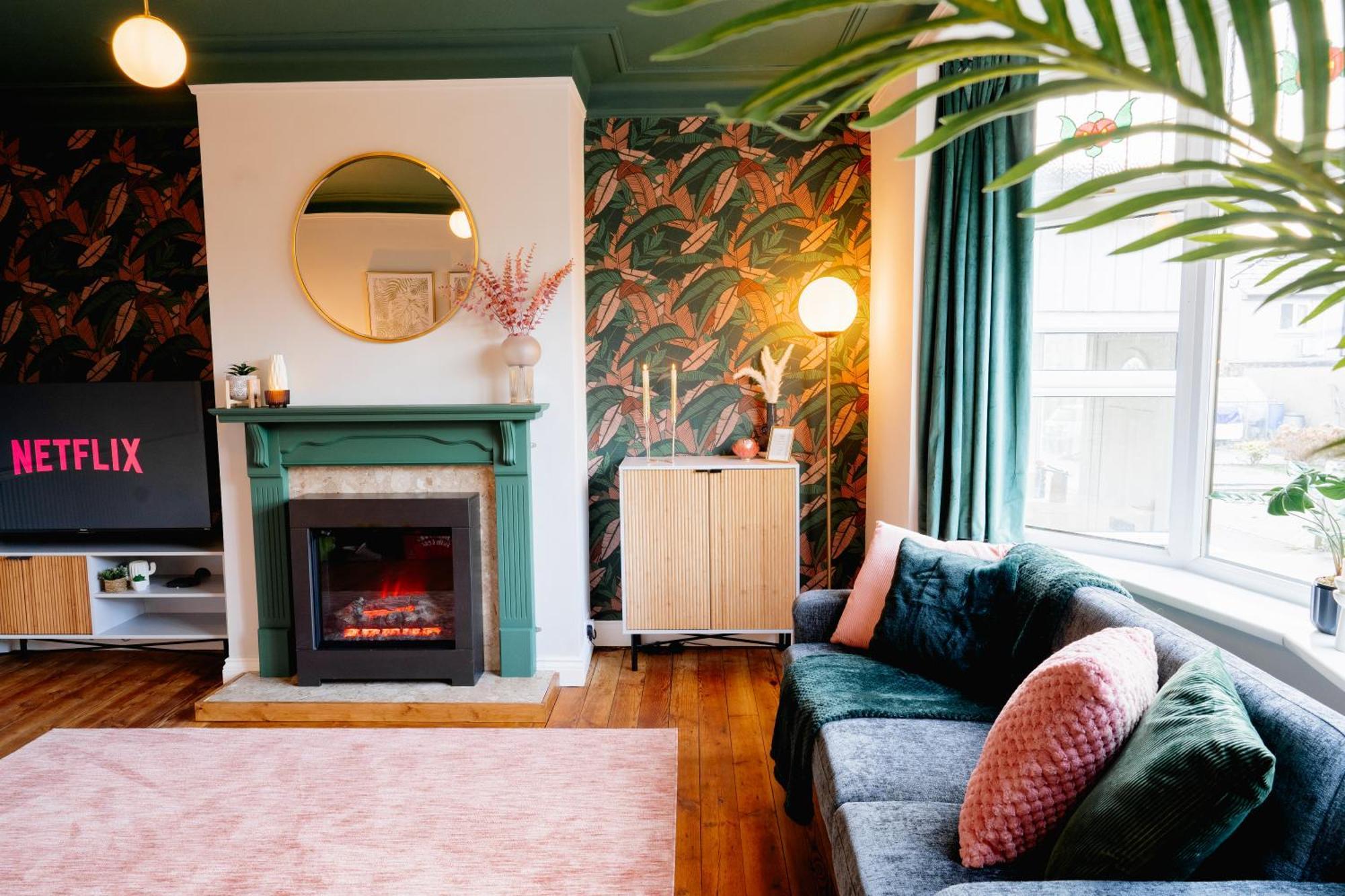 Bowling Terrace By Above Rubies - Stylish, 3 Bedroom, Pet Friendly House In Skipton Exterior photo
