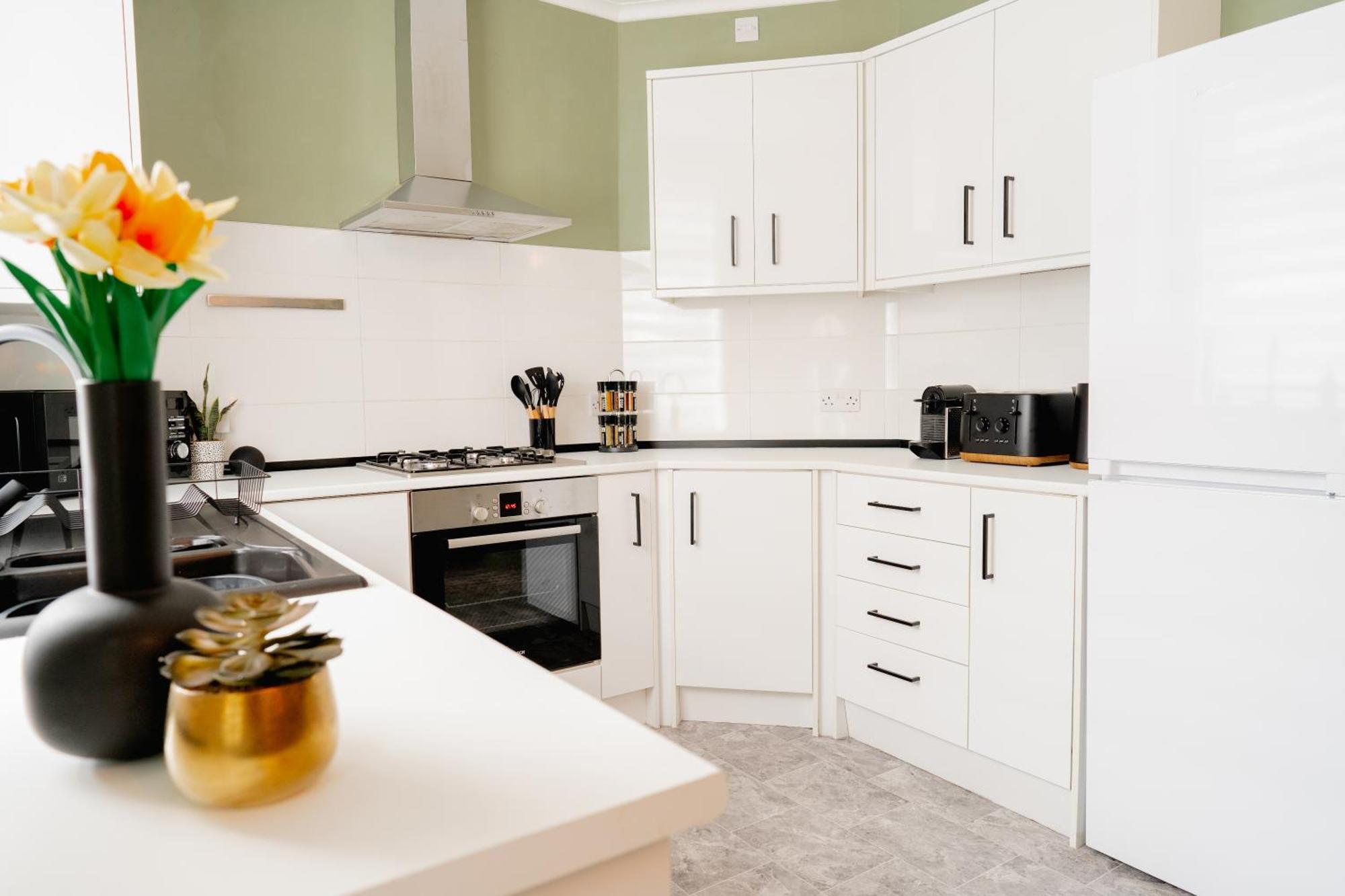 Bowling Terrace By Above Rubies - Stylish, 3 Bedroom, Pet Friendly House In Skipton Exterior photo
