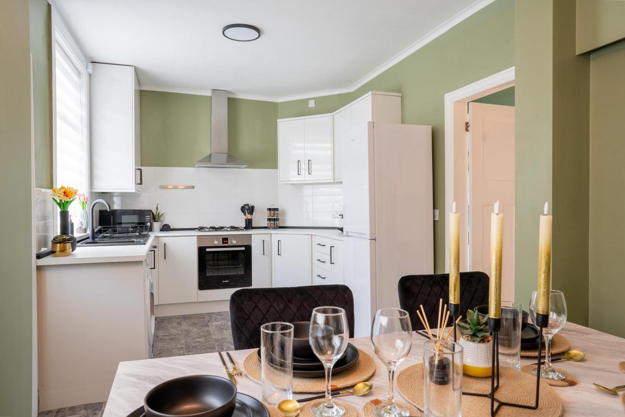 Bowling Terrace By Above Rubies - Stylish, 3 Bedroom, Pet Friendly House In Skipton Exterior photo